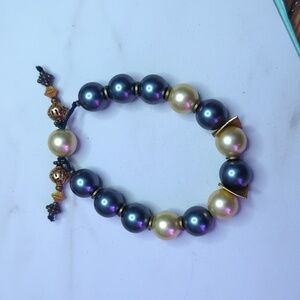 Tahitian Pearl Bracelet With Gold Accents